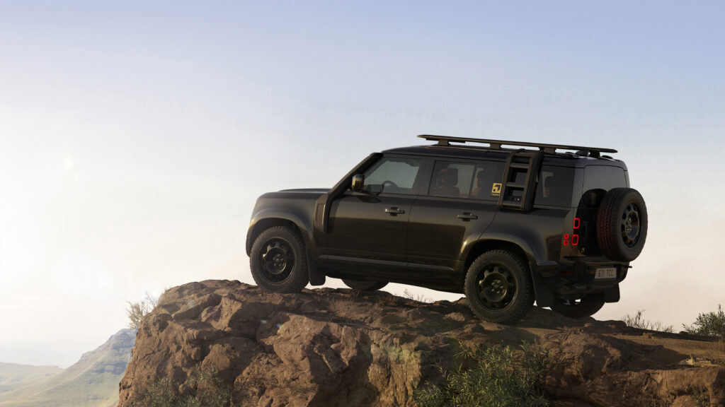 2026 land rover defender side part design