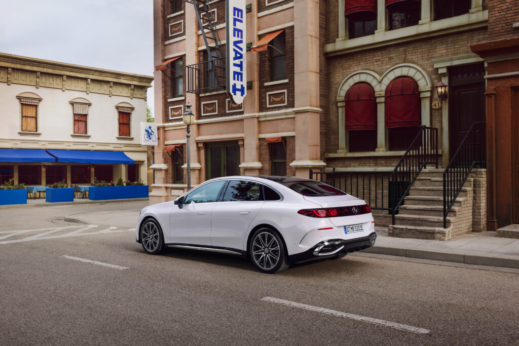 die neue elektrische c klasse definiert das segment neu the all new electric c class: redefining the segment