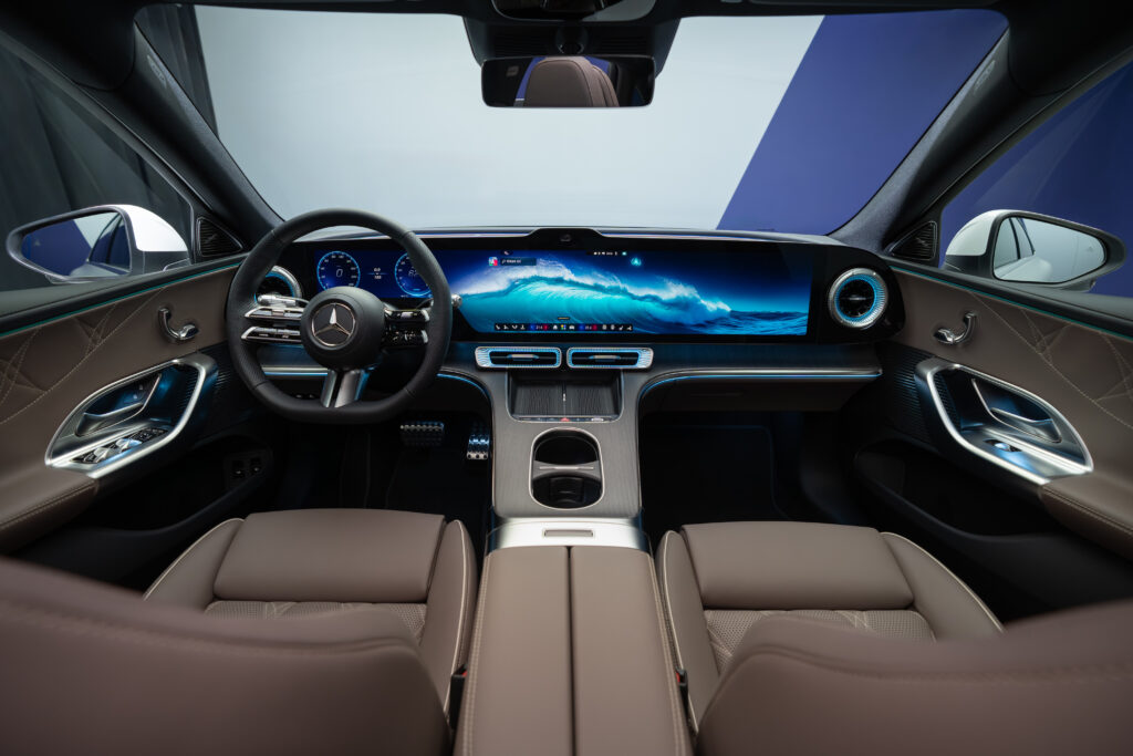 die neue elektrische c klasse definiert das segment neu the all new electric c class: redefining the segment