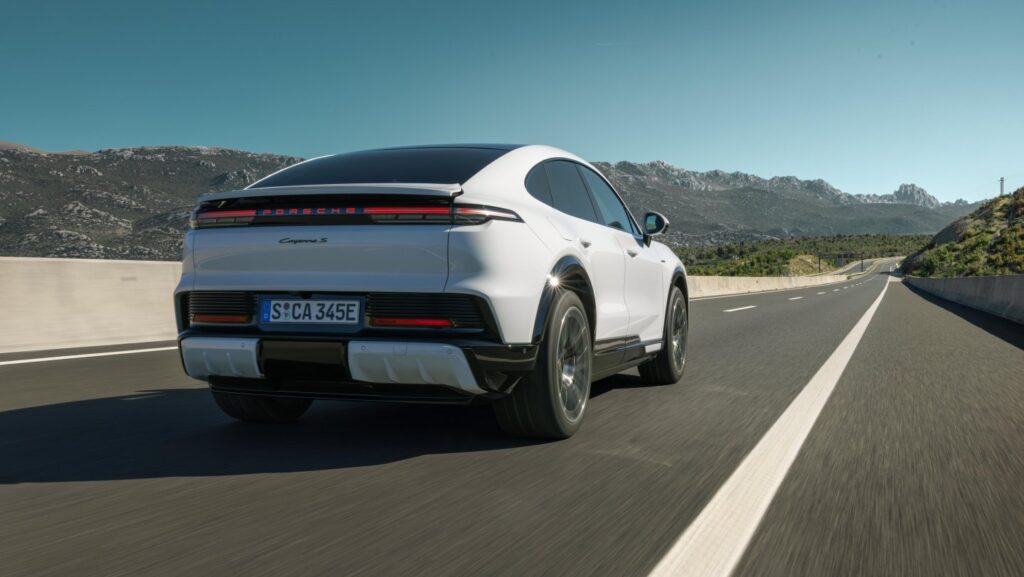 2026 porsche cayenne electric rear look and lights design