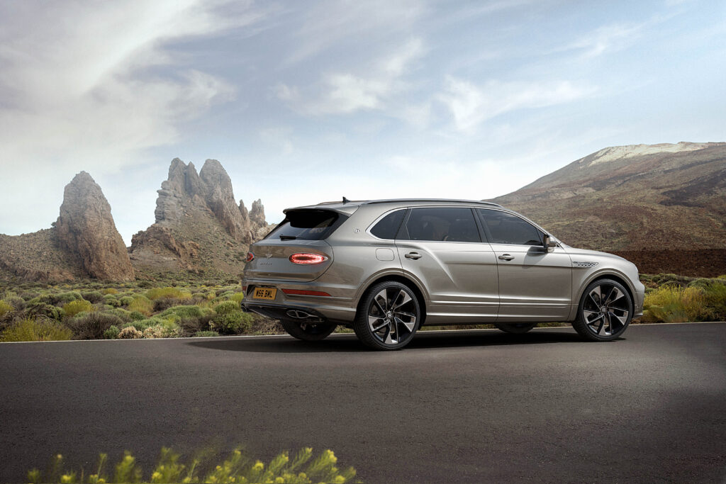 2027 bentley bentayga artenara agressive look