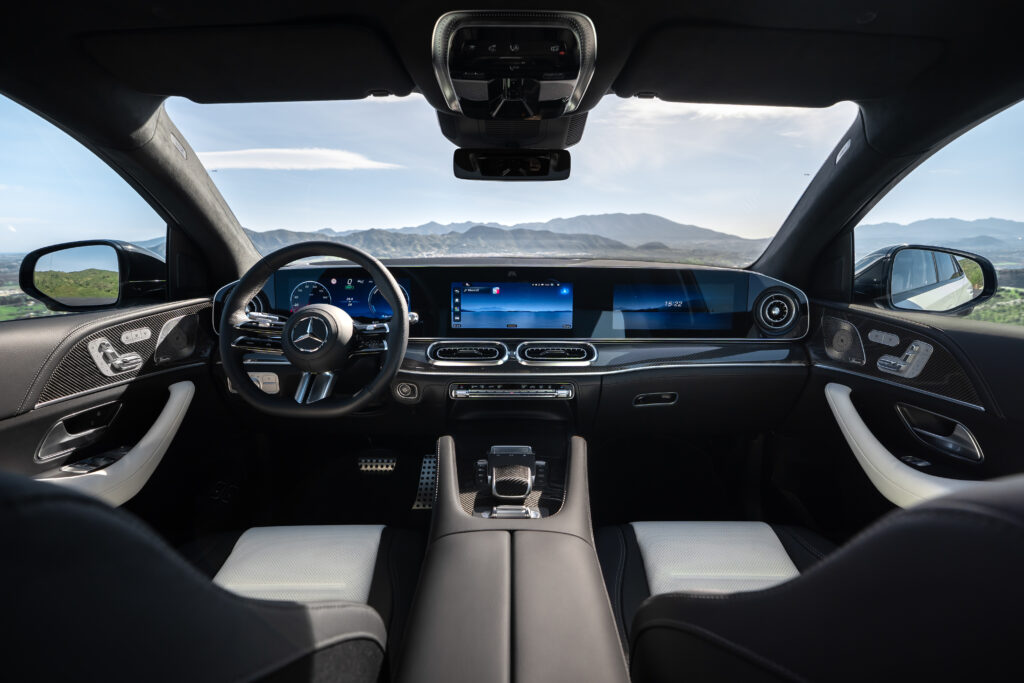 das neue mercedes benz gle coupé: kraftvoll, selbstbewusst, intuitiv und ausdrucksstark the new mercedes benz gle coupé: powerful, commanding, intuitive, expressive