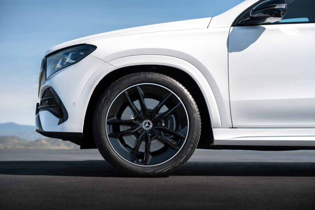 das neue mercedes benz gle coupé: kraftvoll, selbstbewusst, intuitiv und ausdrucksstark the new mercedes benz gle coupé: powerful, commanding, intuitive, expressive