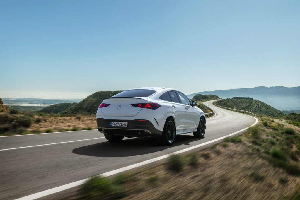 das neue mercedes benz gle coupé: kraftvoll, selbstbewusst, intuitiv und ausdrucksstark the new mercedes benz gle coupé: powerful, commanding, intuitive, expressive