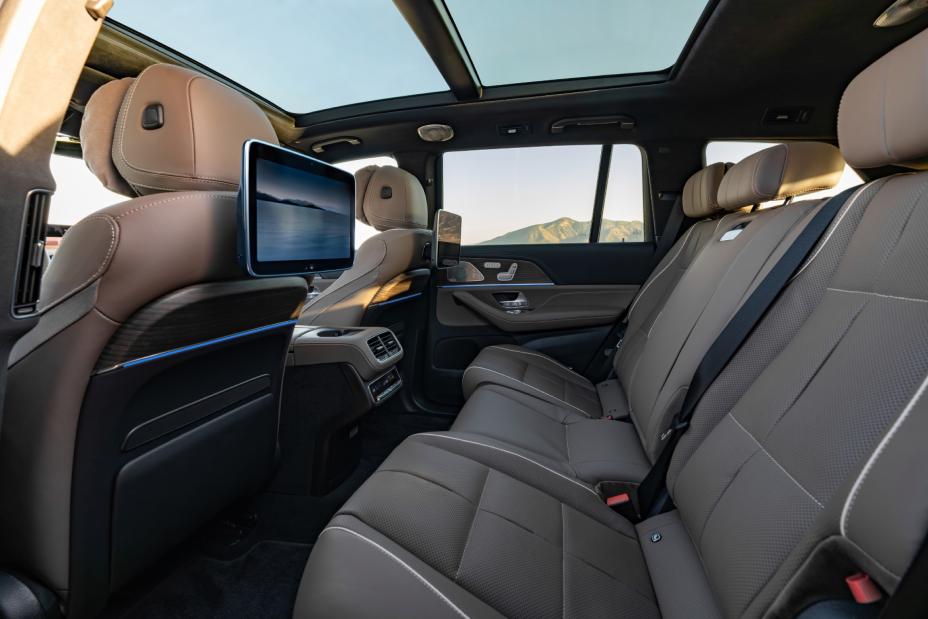 2027 mercedes benz gls back seats and screens