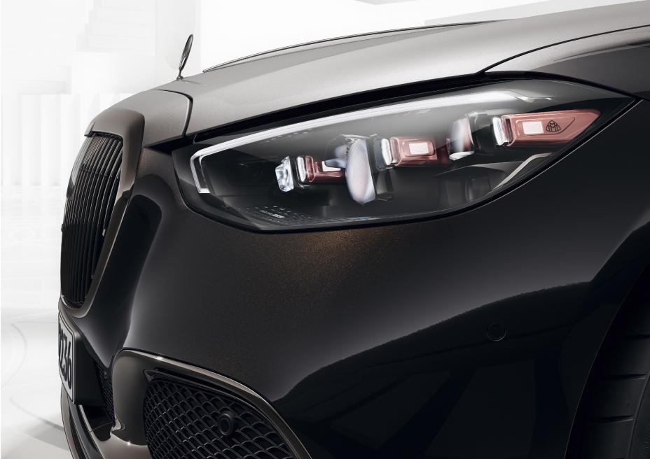 2027 mercedes maybach s class lights design