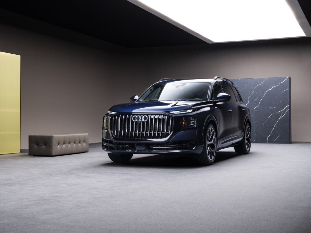 2027 Audi Q9: The most luxurious SUV 2027 Audi Q9 luxury SUV showcasing its modern exterior design